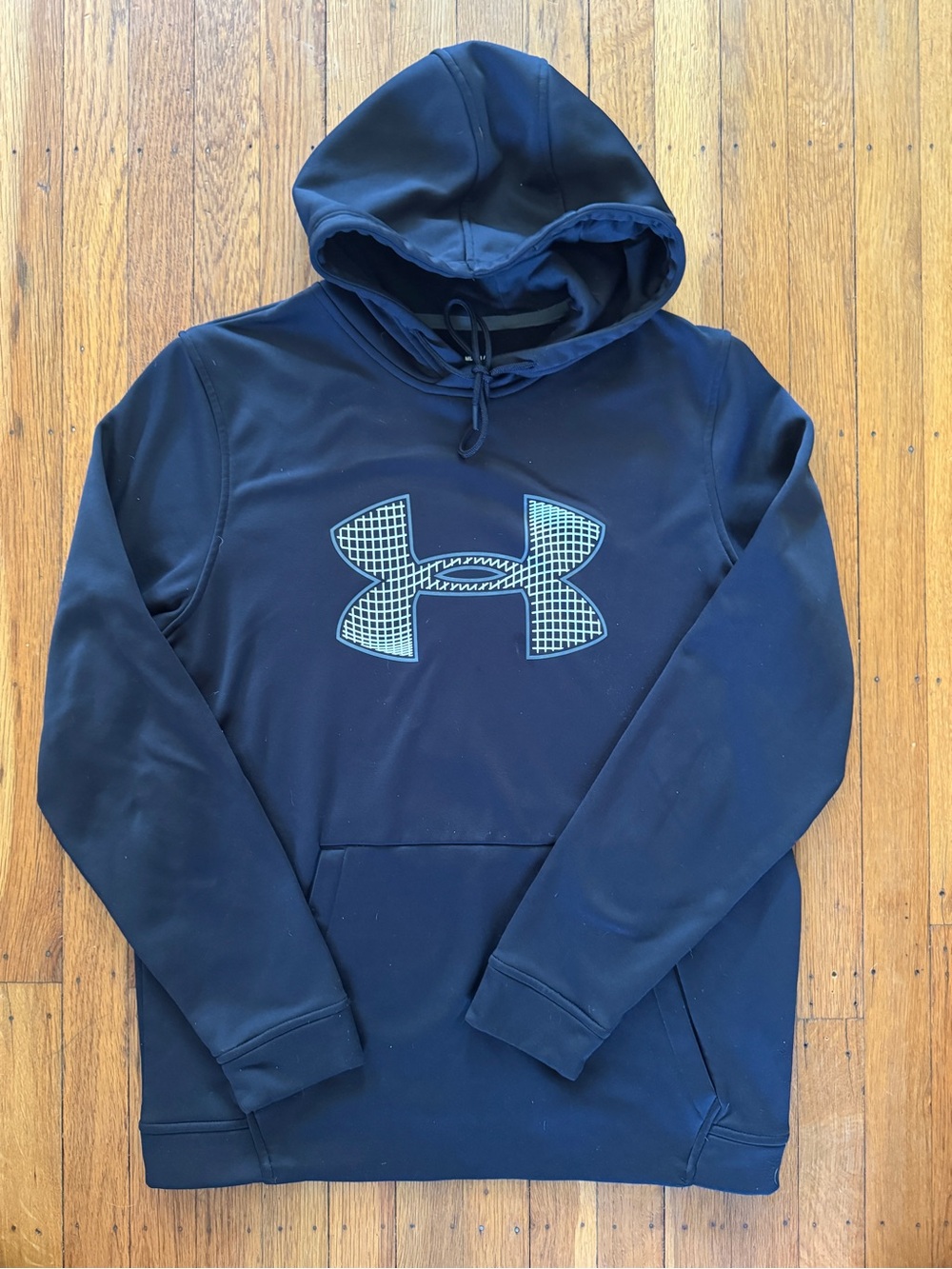 Under Armour Men's Black Crewneck Hoodie with Contrasting Logo